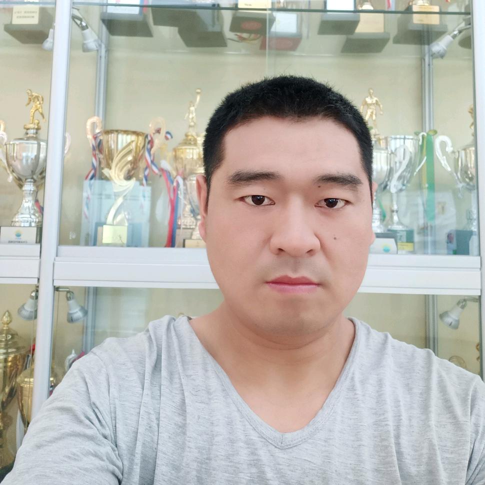 何根明PVC地板一条龙服务