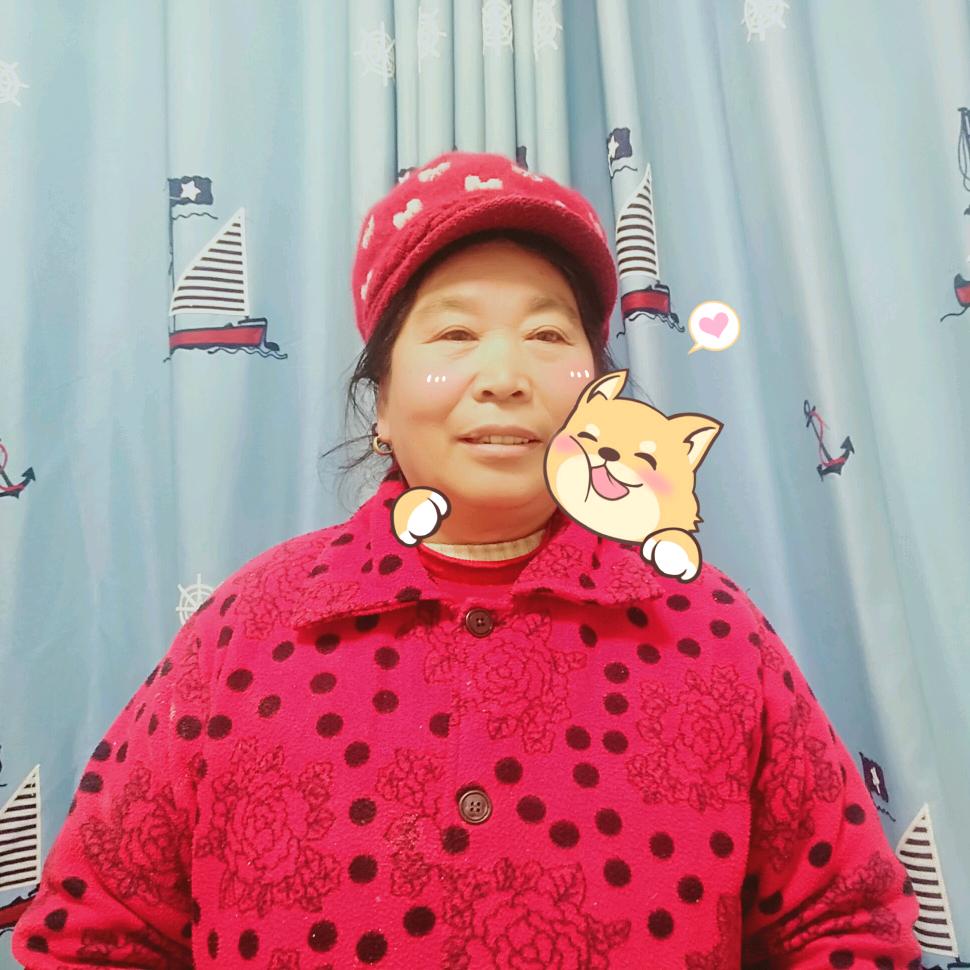 我是张玉芳。
