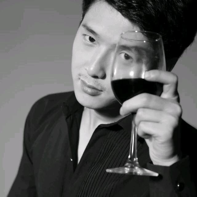 新乡人气发型师龙龙