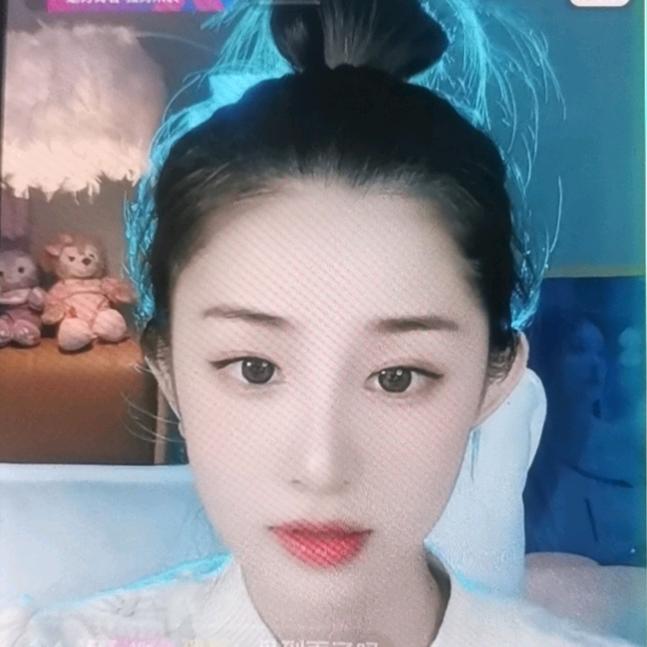 小妞好可爱