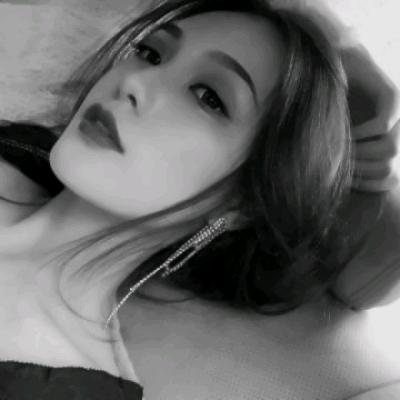带刺的玫瑰🌹