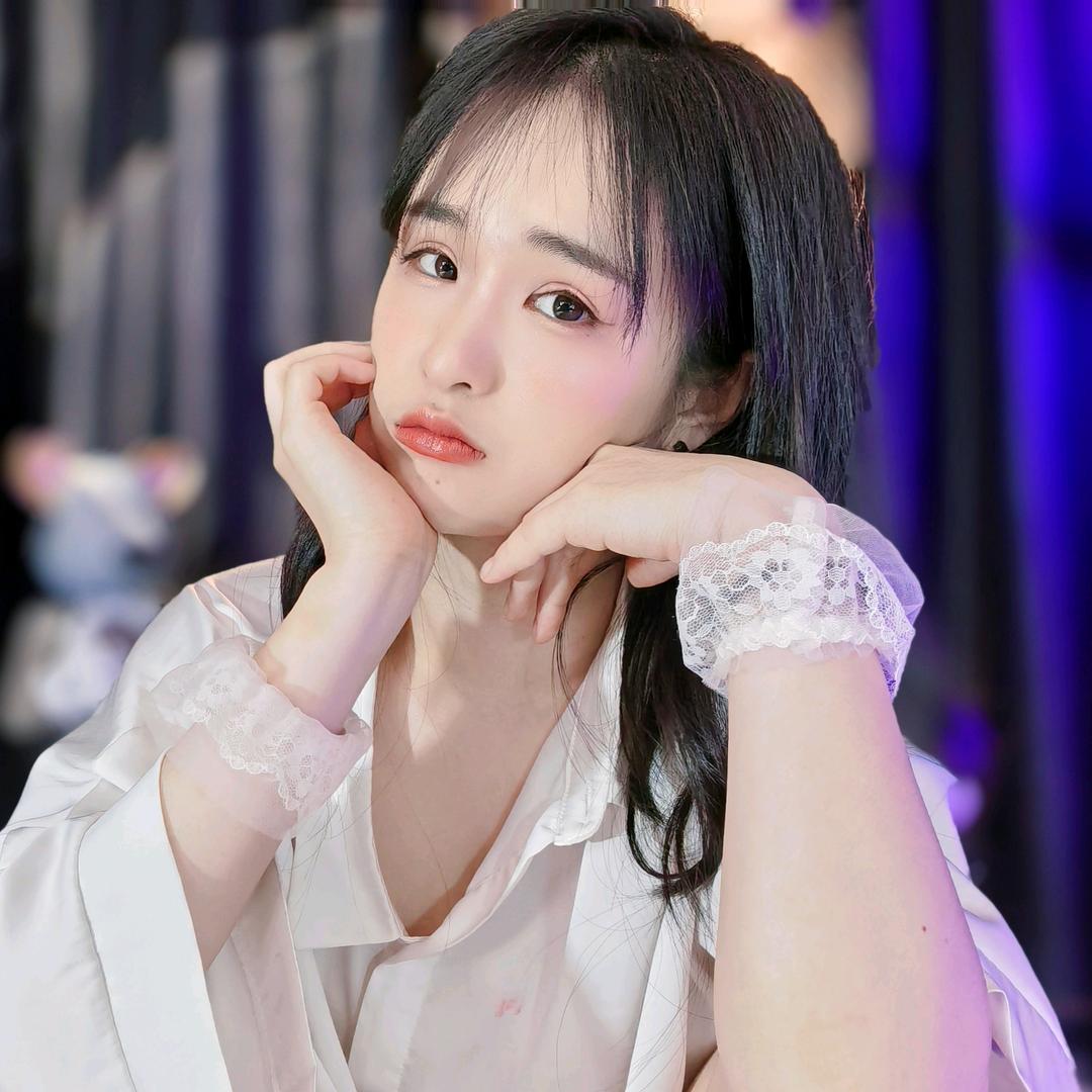 添财慧(户外跳舞）