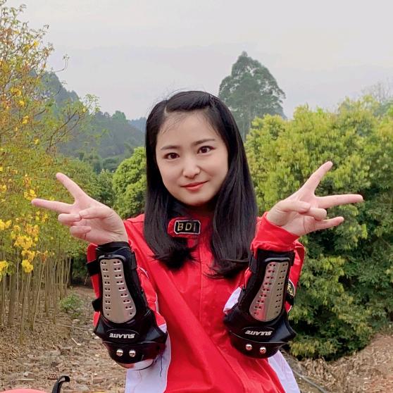 小佳吃耍成都
