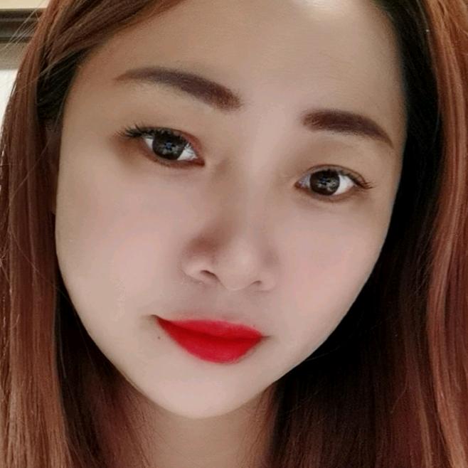 开心珍酒妹