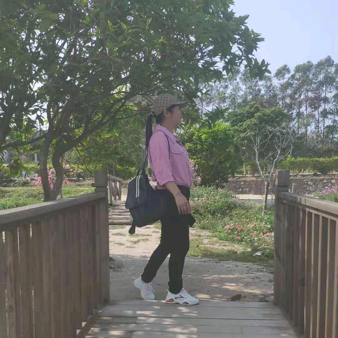 小梅子