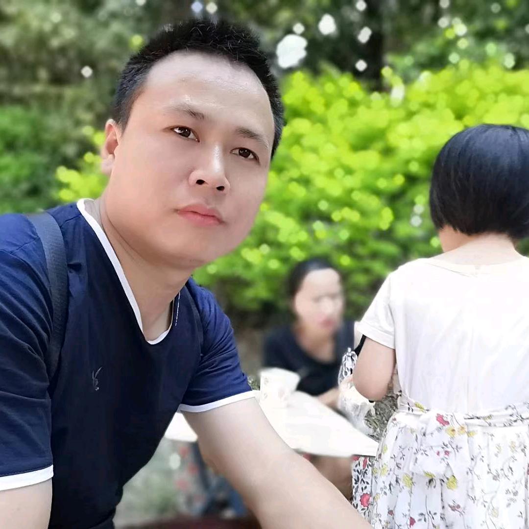 油腻大叔⛹🏻‍♂️（༃🇨🇳☆♥༆