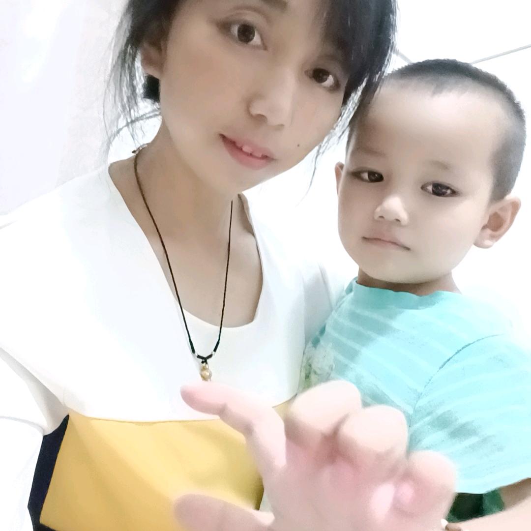 王＊琴