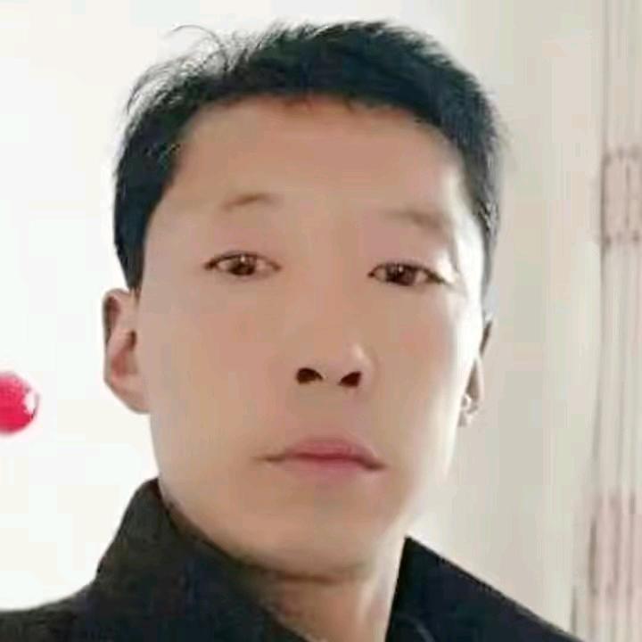 鸿运菌业