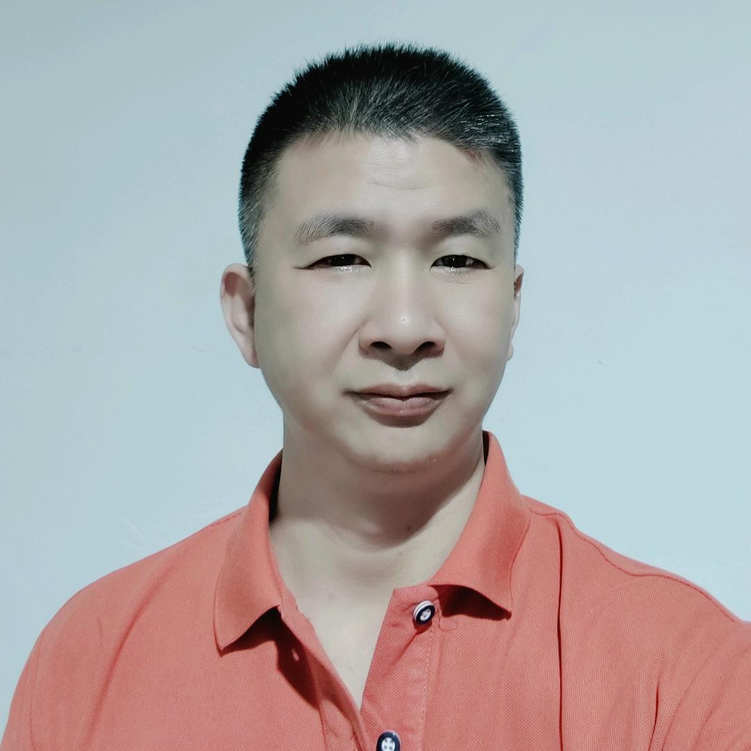 鄧火辉煌