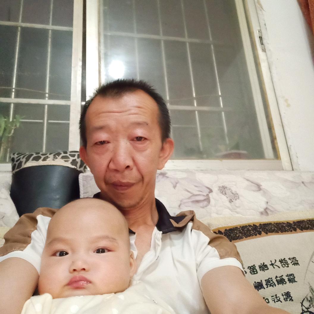 集成吊顶李师