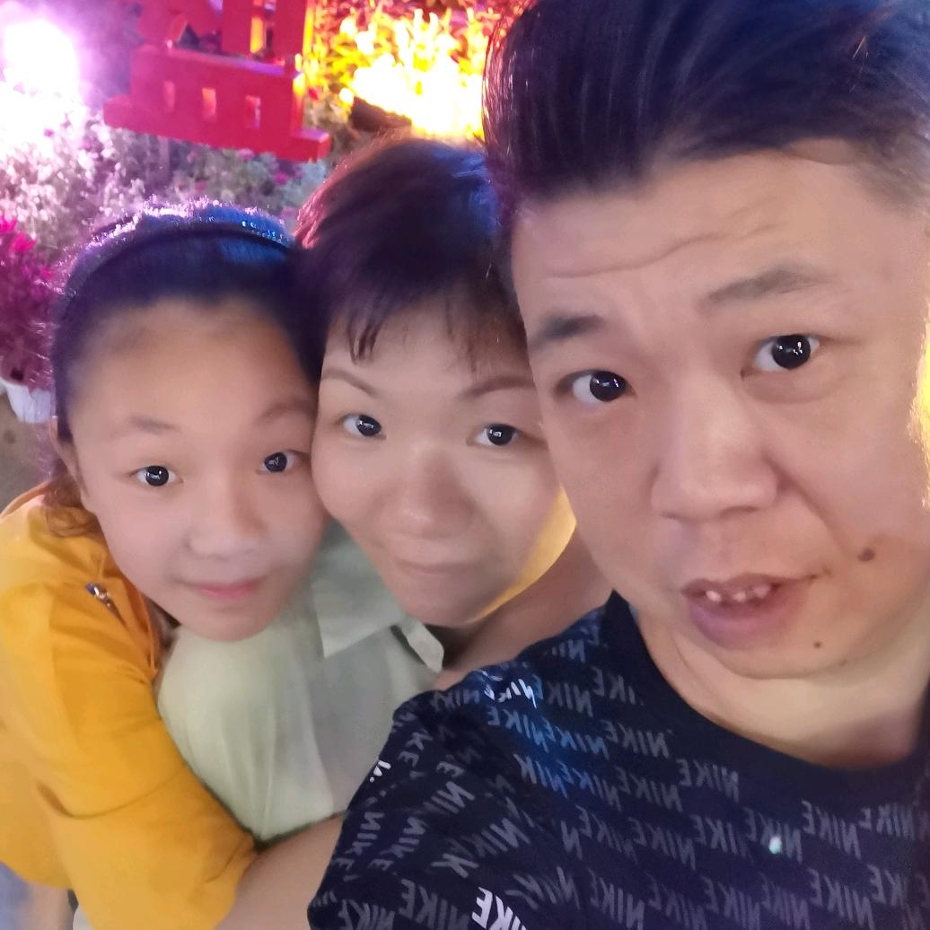 会聊天的小pan