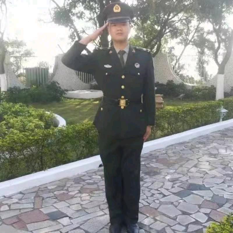 鋼鐡男兒