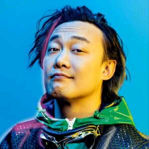 捧一碗蛋壳（见过陈奕迅两次版）