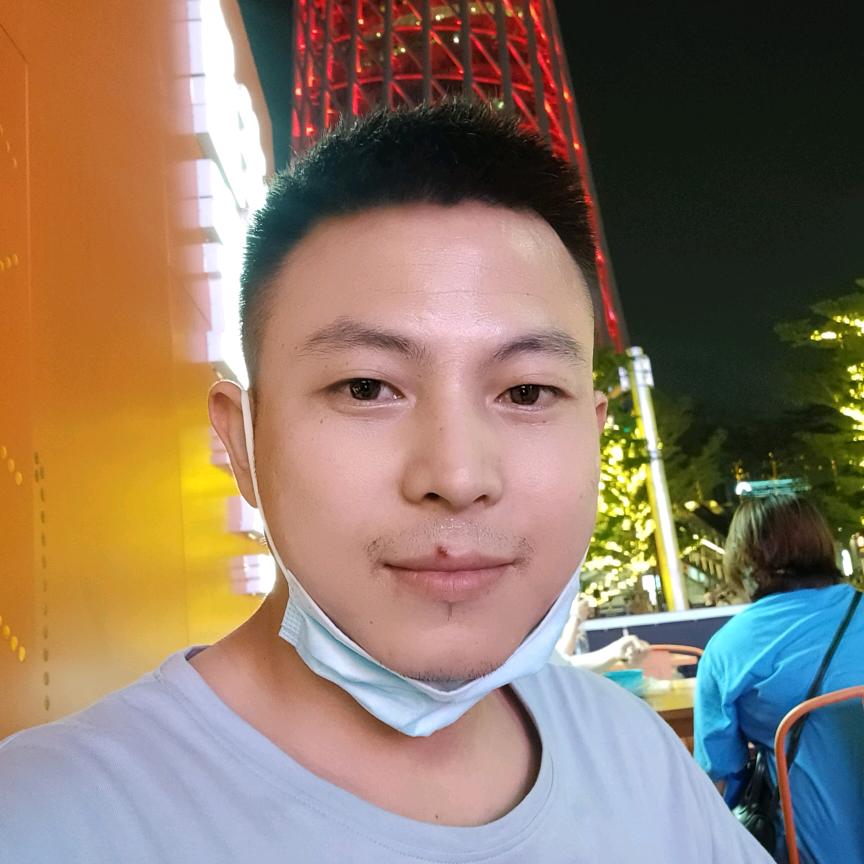 发型师小邱