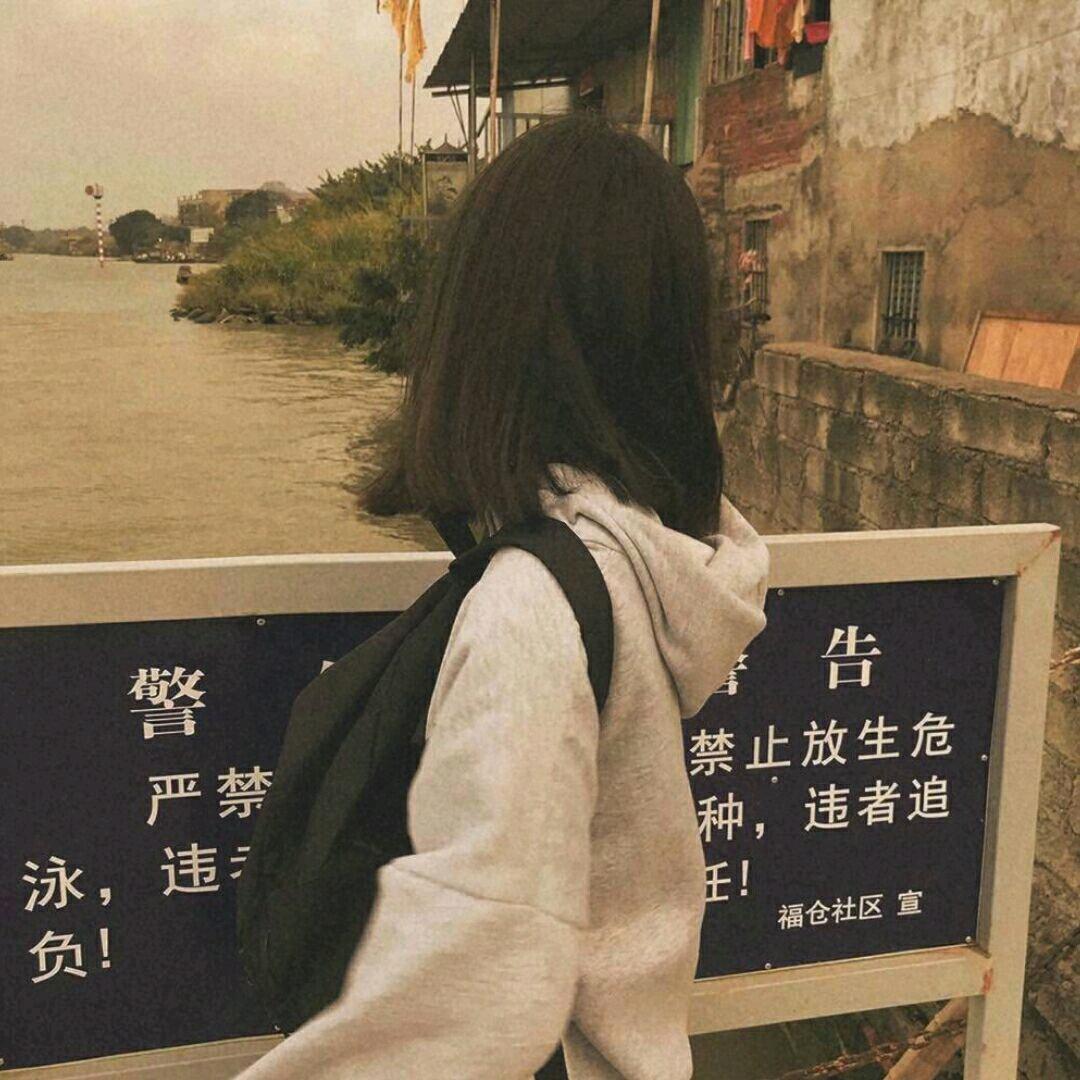 不吃草莓的番茄