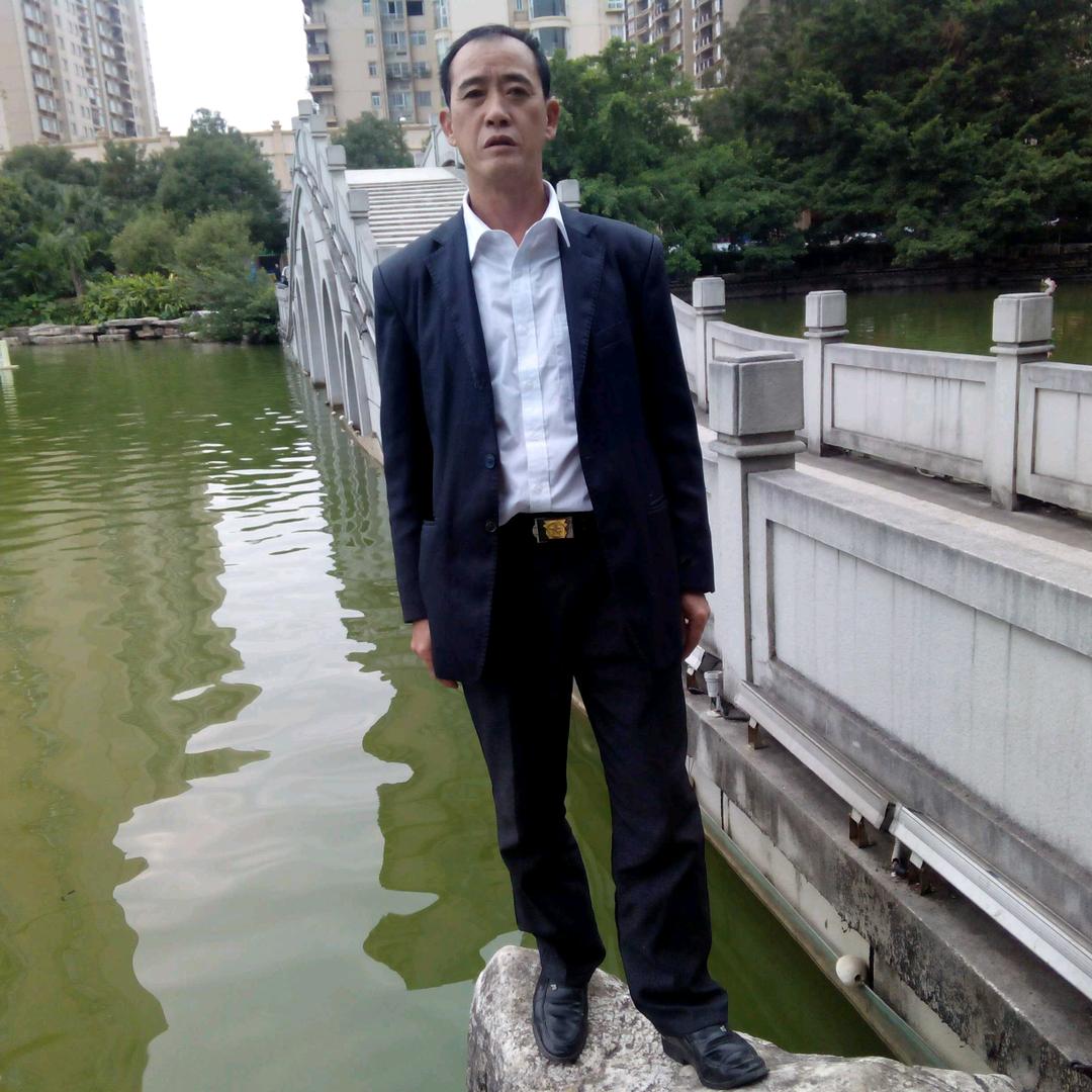 覃加福