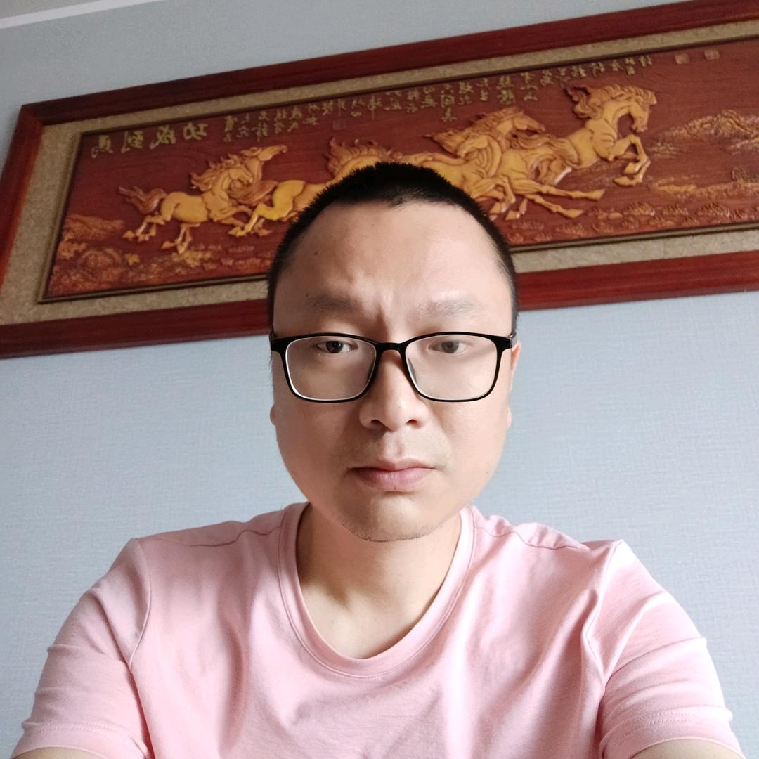 刘向辉评论员