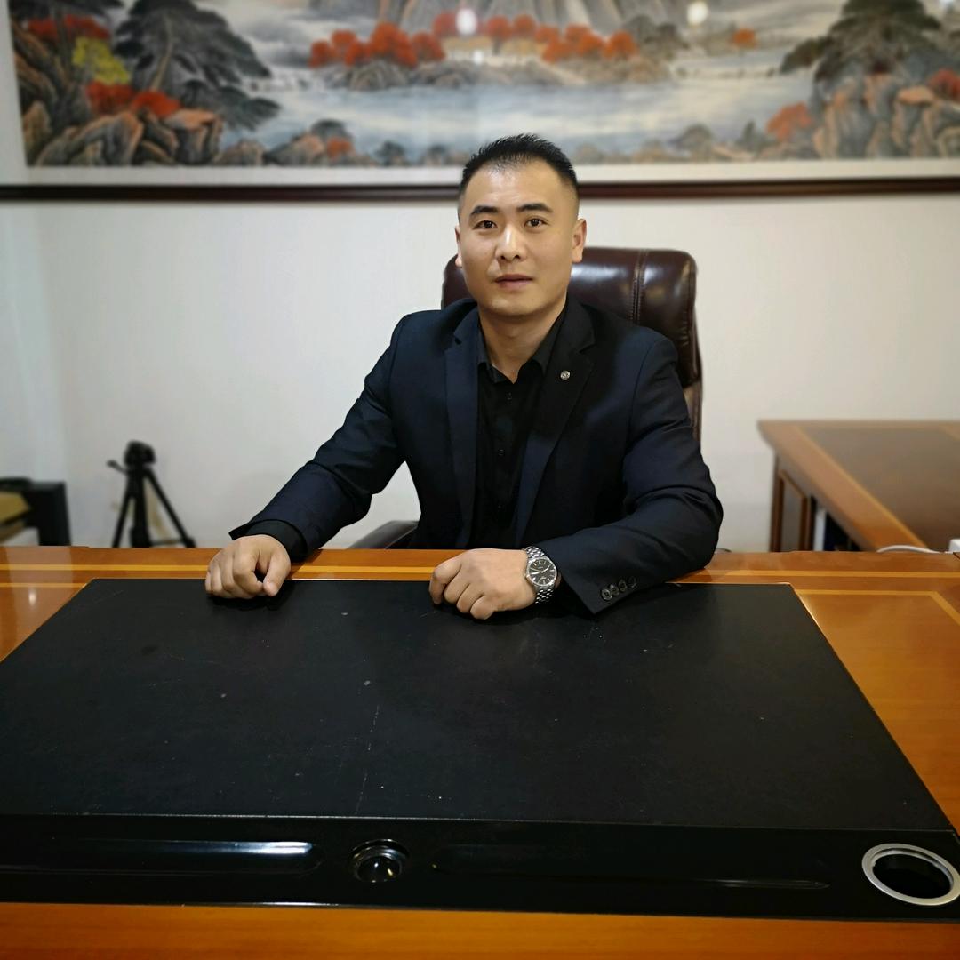 龙行天下