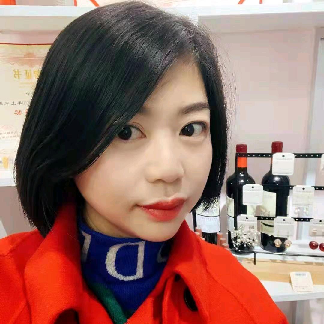丹丹吃喝玩乐