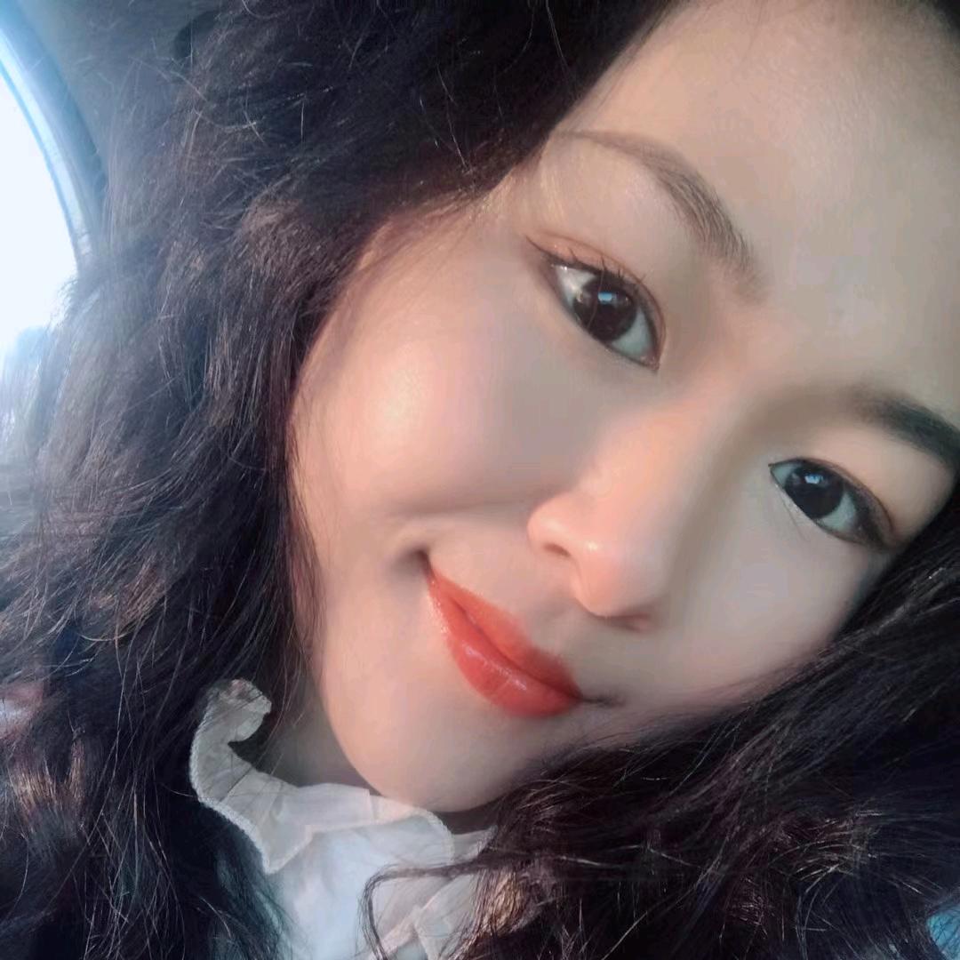 黑妹儿(美妆穿搭在橱窗）