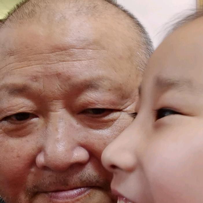 月半哥