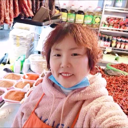 幺妹食杂店批发各种纯手工麻辣面和各种香料