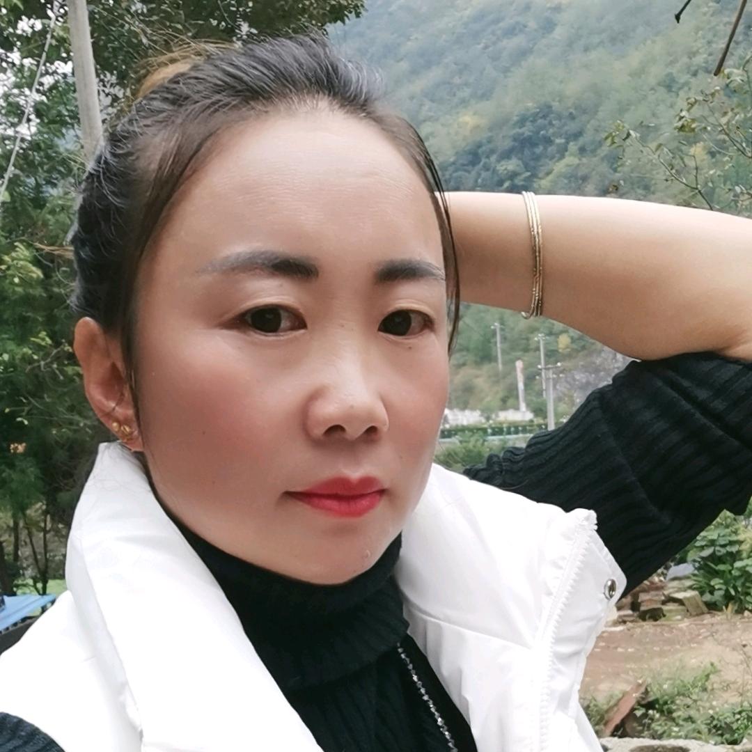 小❤️白🍎熊🌹🌹。
