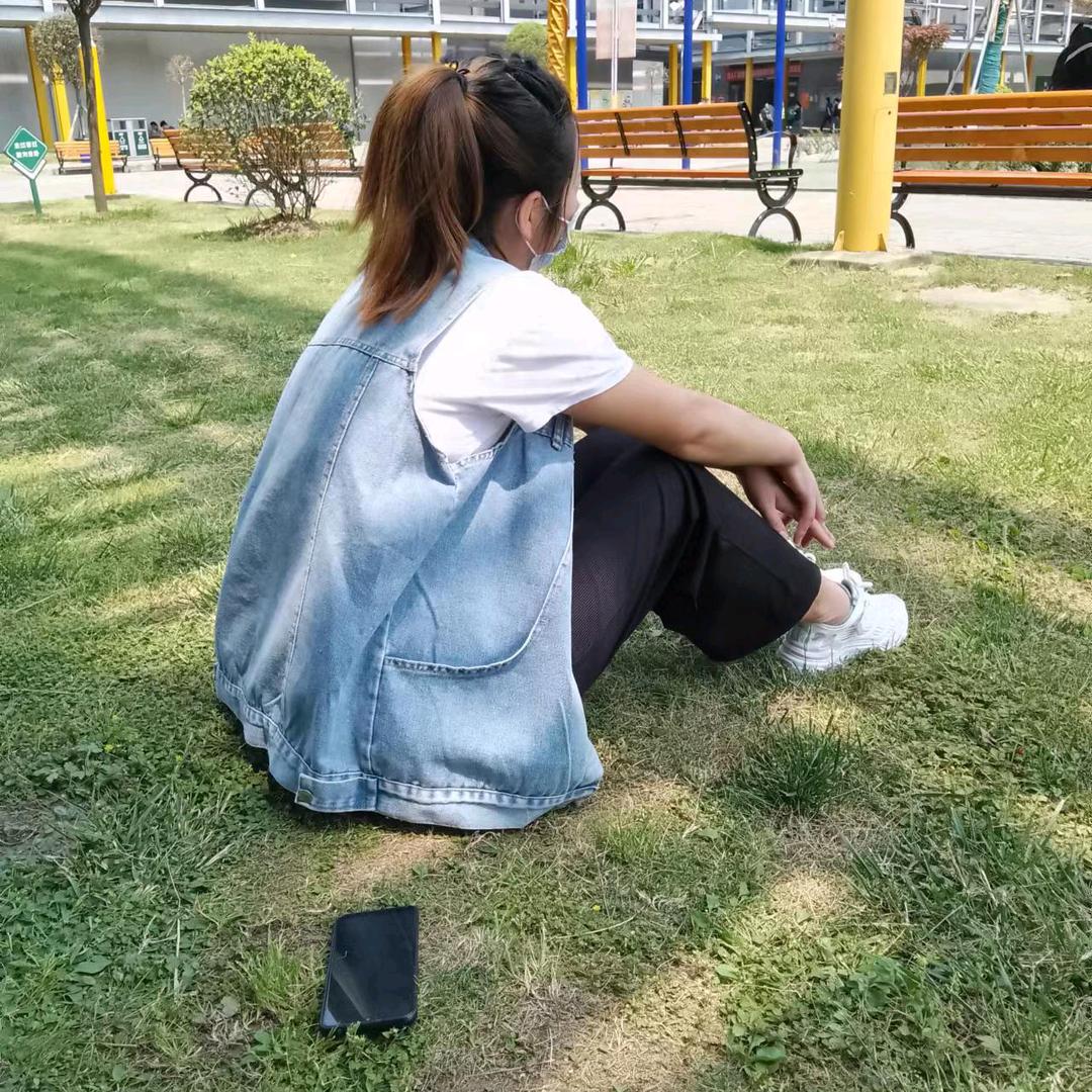 情总是那么伤人，