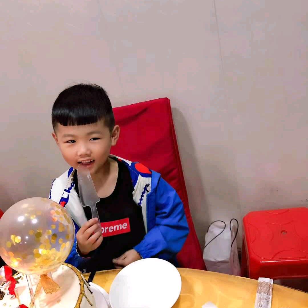 幸福快乐一家人