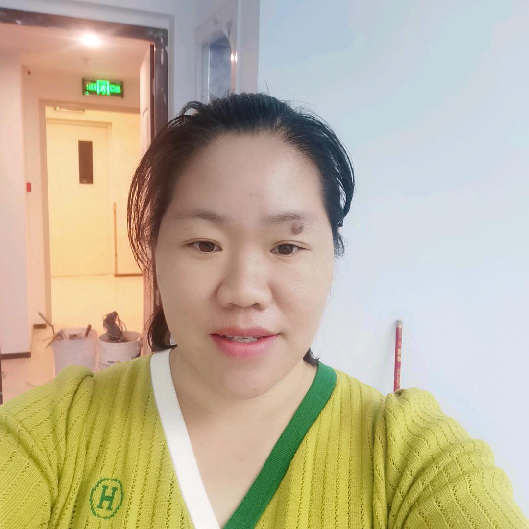 蒋依伶