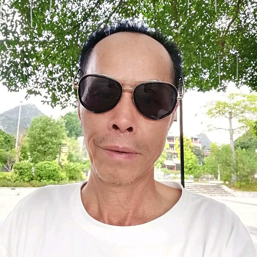 老人一生快乐