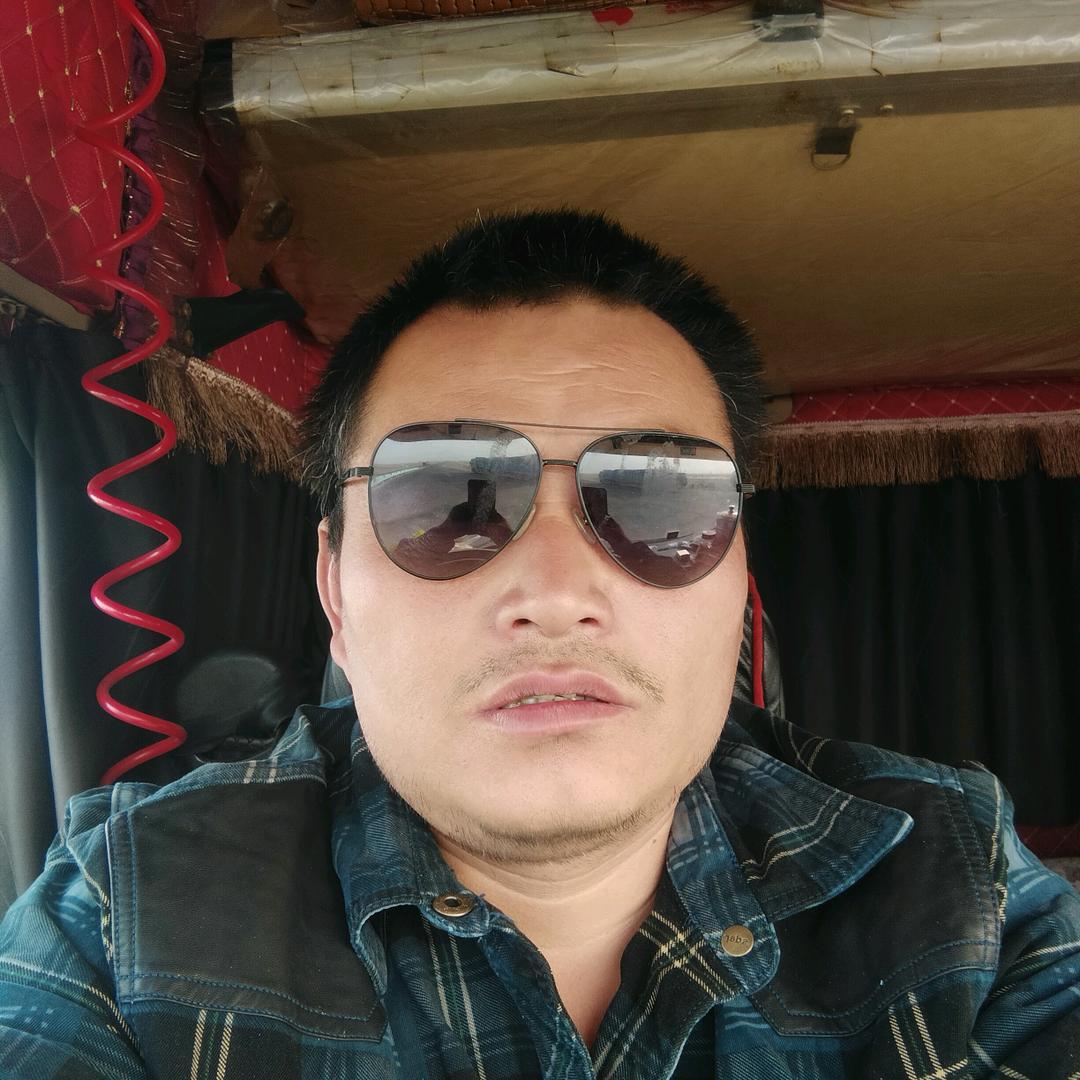 在外奔波的男人