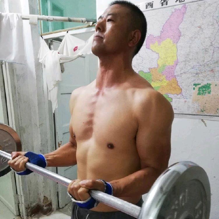 发宏