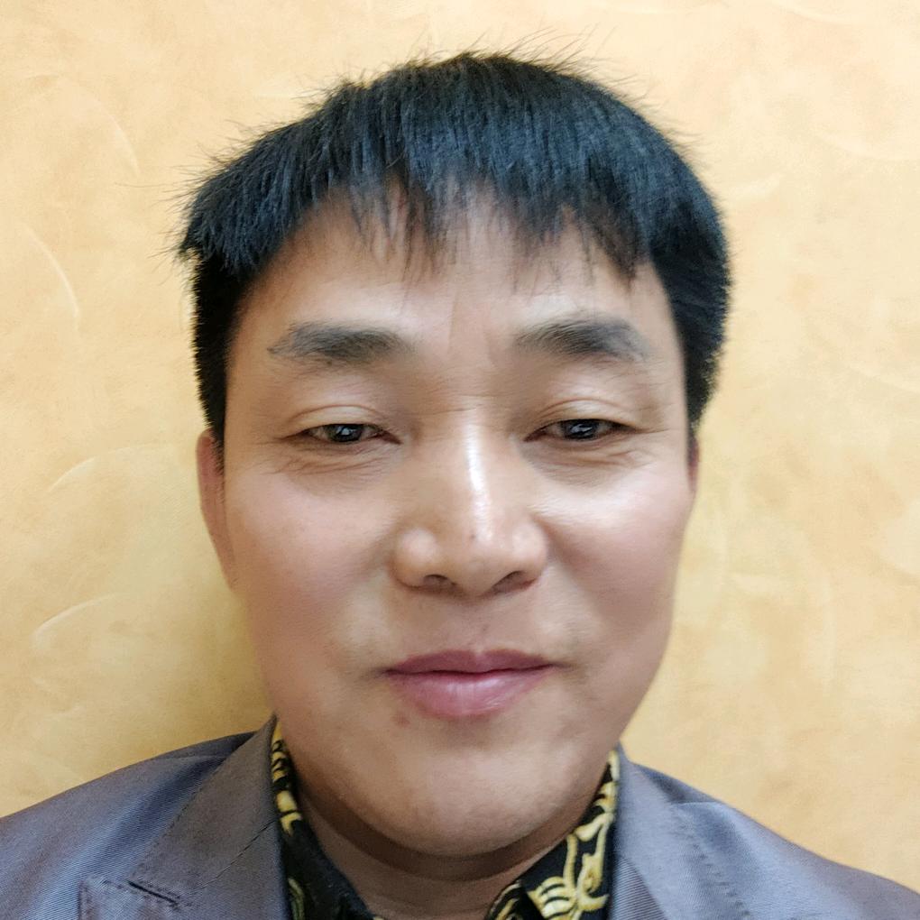 笑云海绵（每天晚上七点二十准时开播）