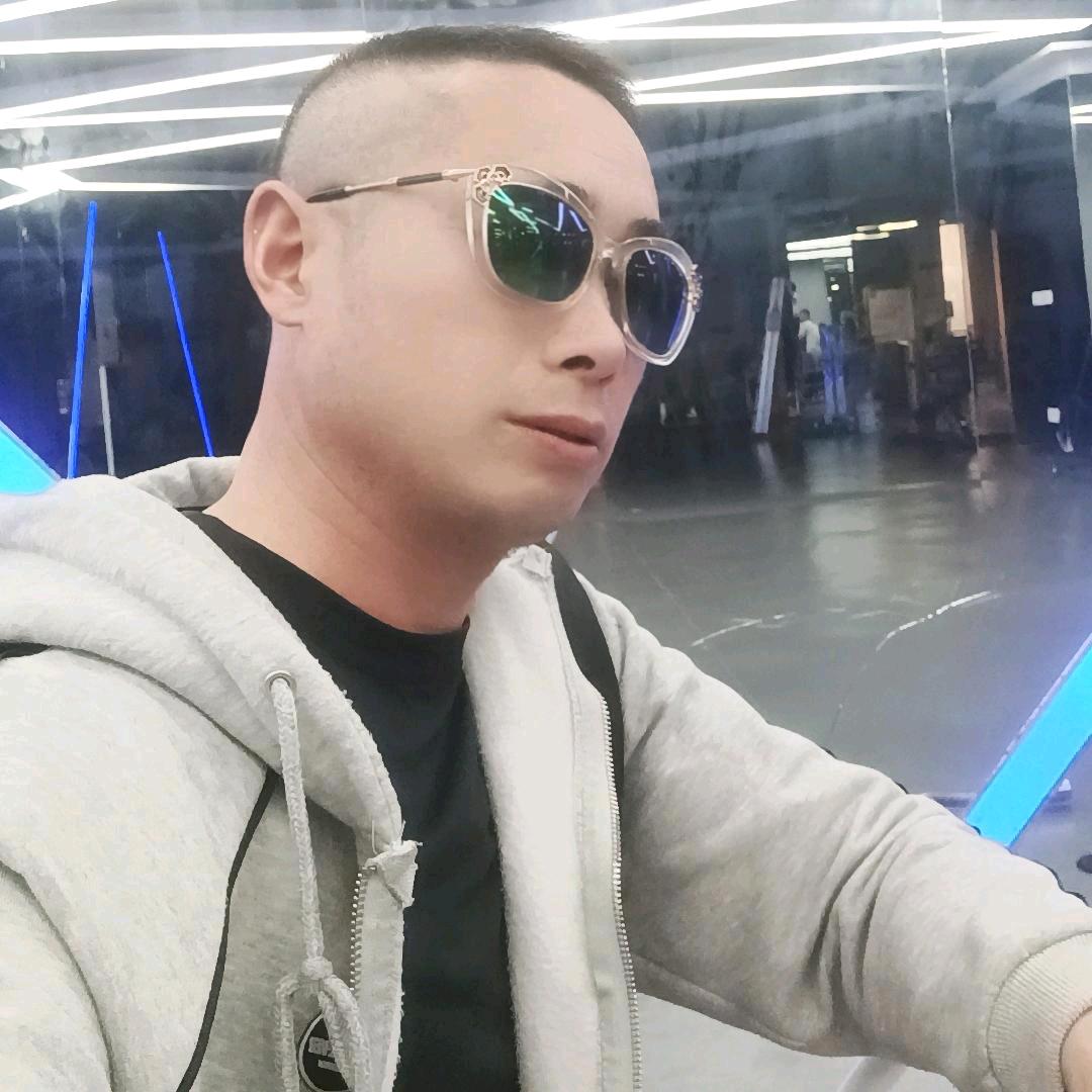 涛哥   🇨🇳 🚁