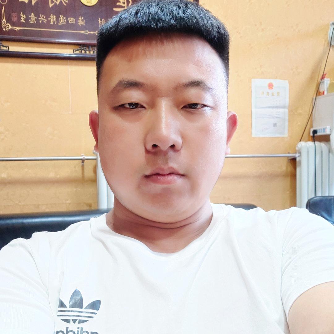 《坤海盛世工程机械》