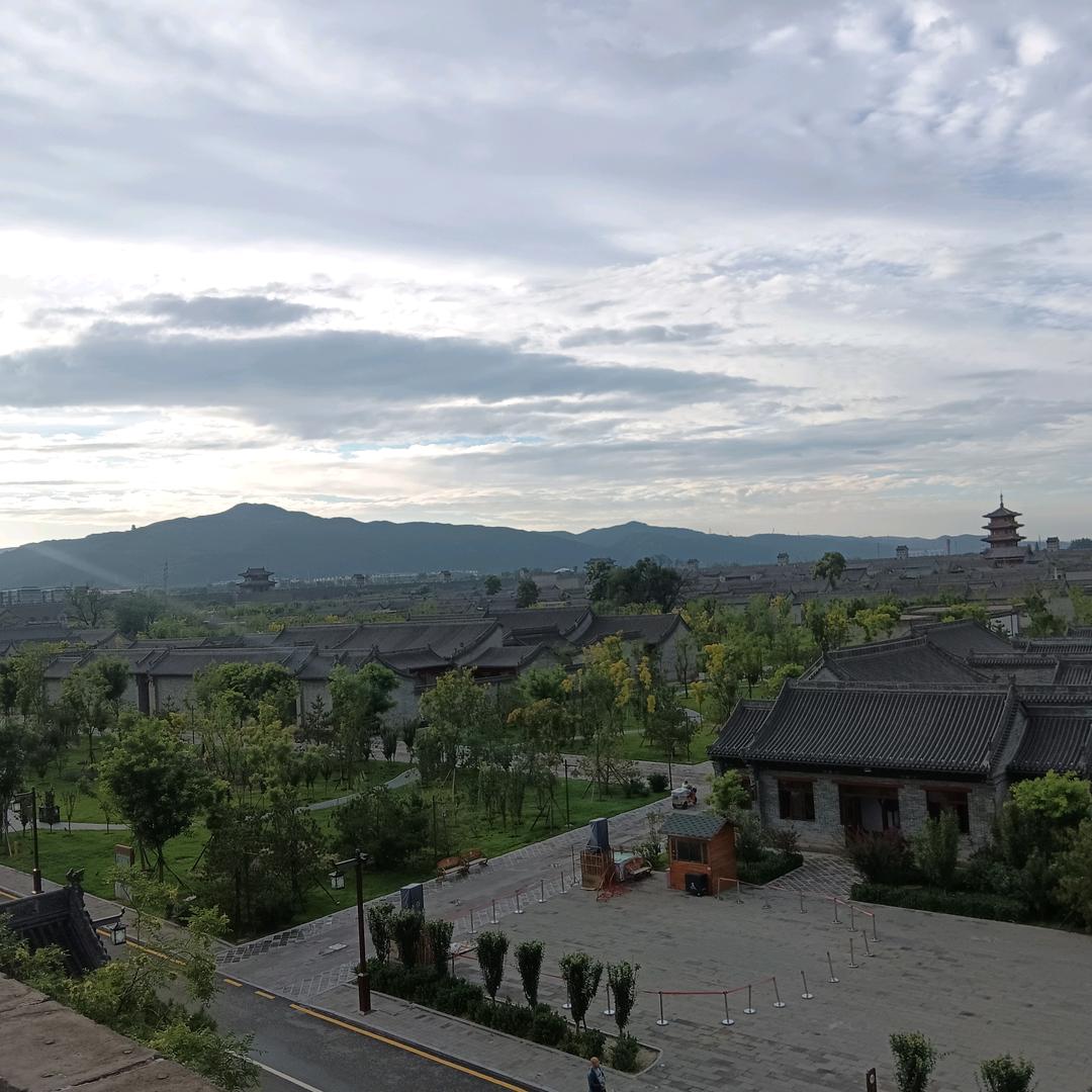 足不出户知天下