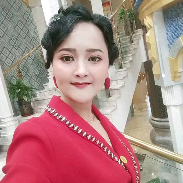 古丽太木麻辣烫