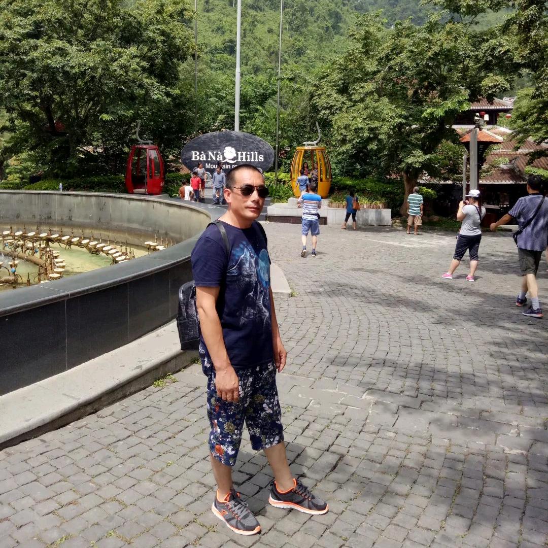 AAA我是你大表哥