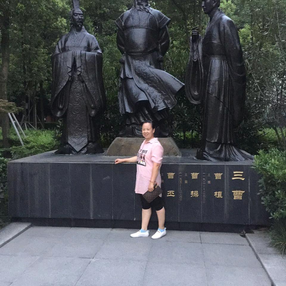 罗罗