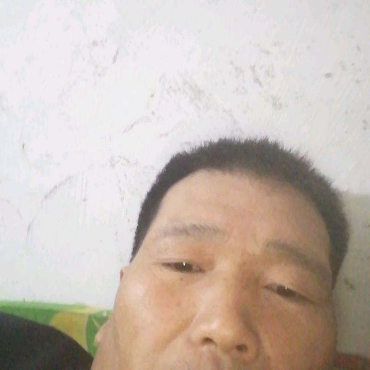 黄