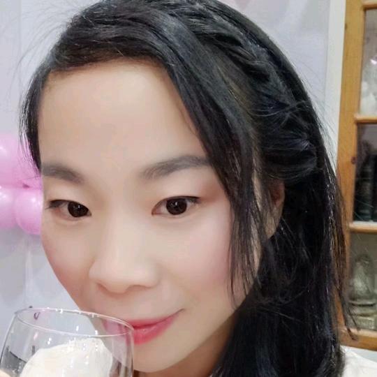 上官红梅，衢州水果代销