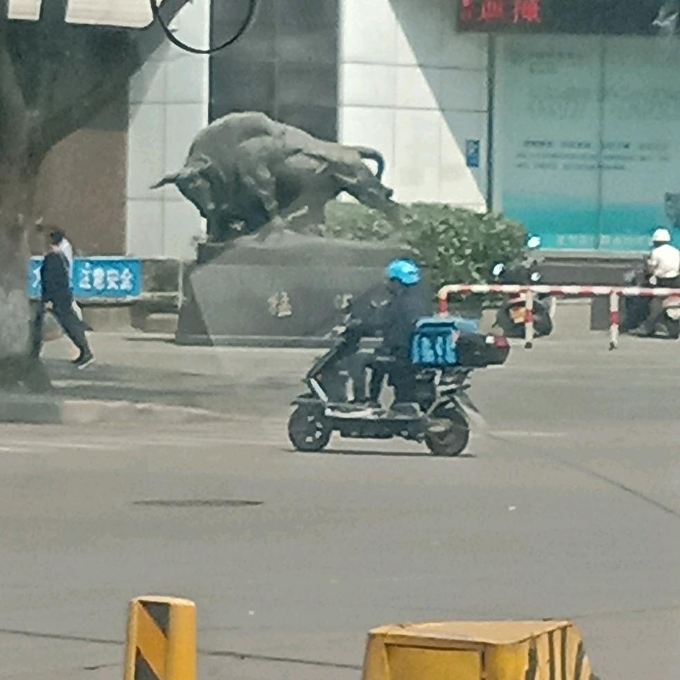 y.y张三
