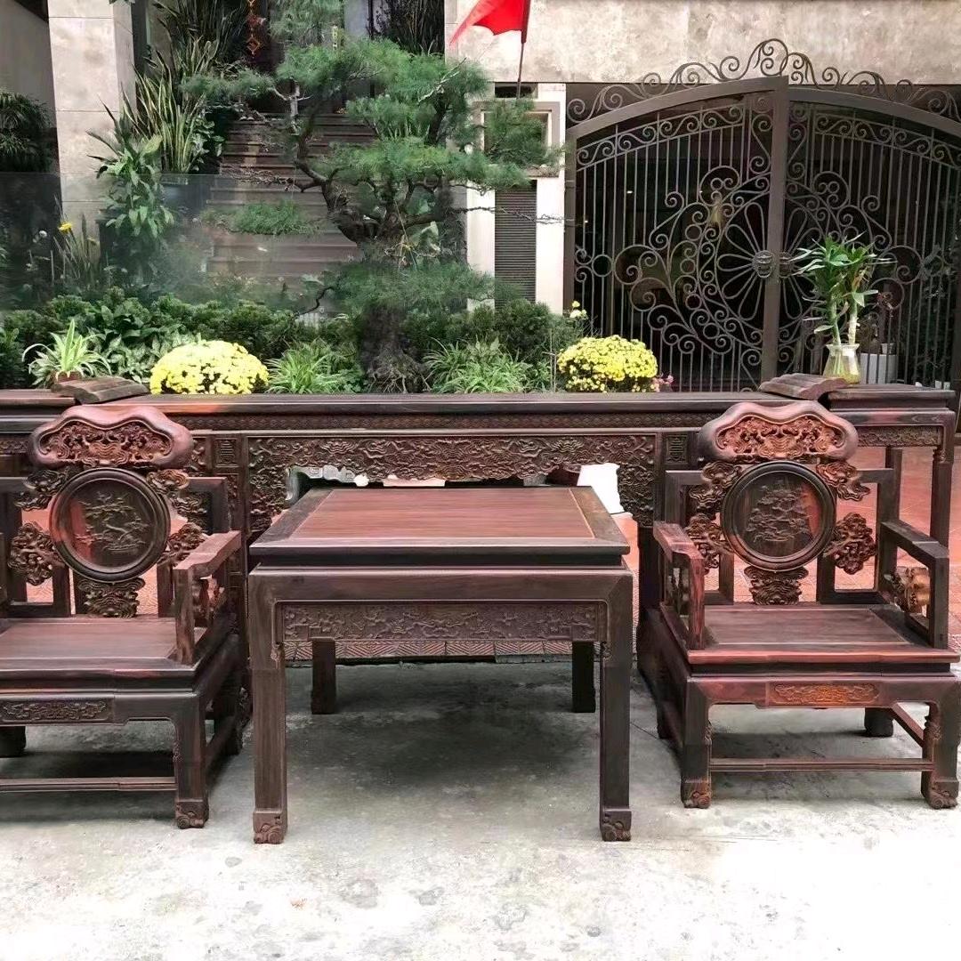 坚记红木陶瓷工艺精品店