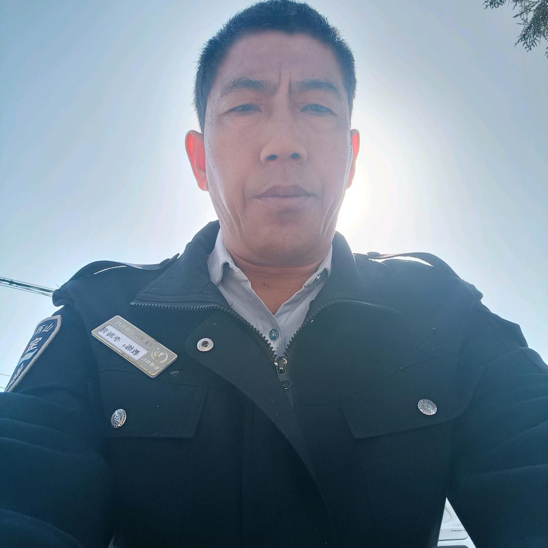 李海青