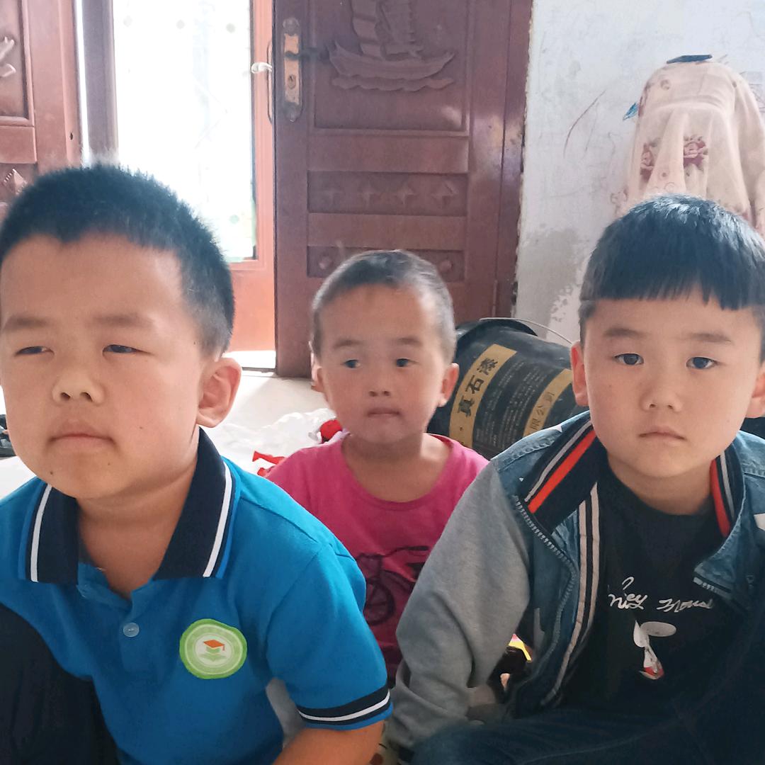 三个宝贝妈妈