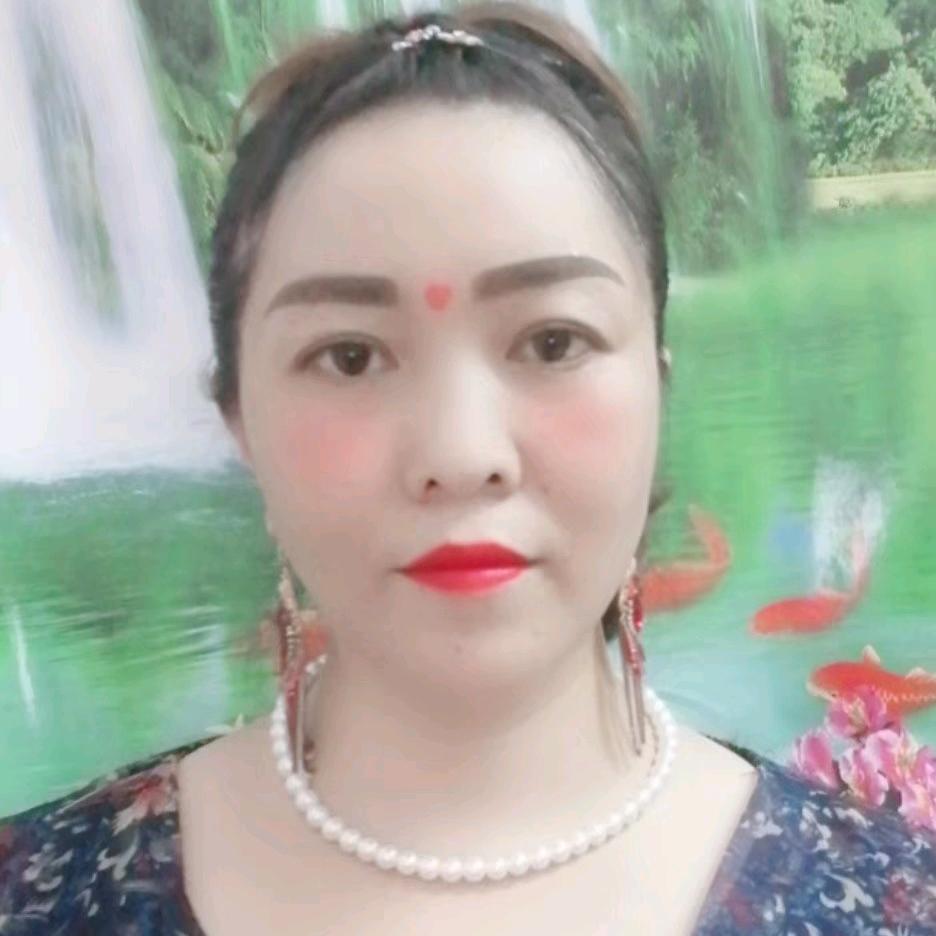 黄艺铭