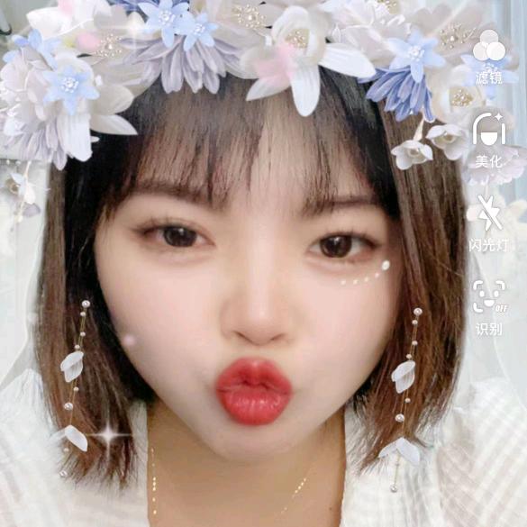 在重庆做全屋定制的雷蕾