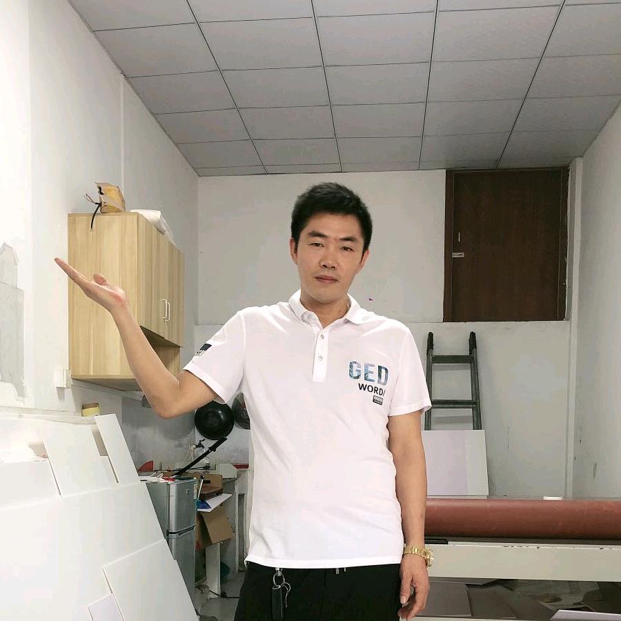 砚山直达萧山飞机接送员