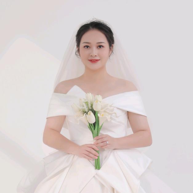 安娜超爱买🔥⁹⁸⁵